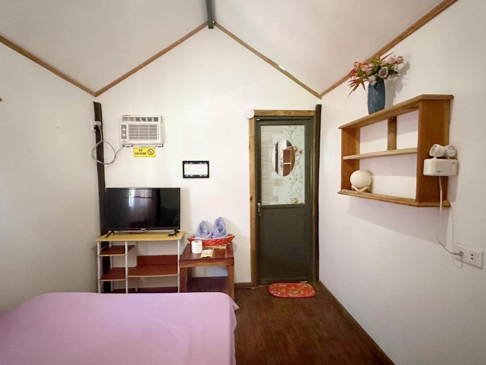 Banlaw Garden Resort Puerto Princesa Exterior photo